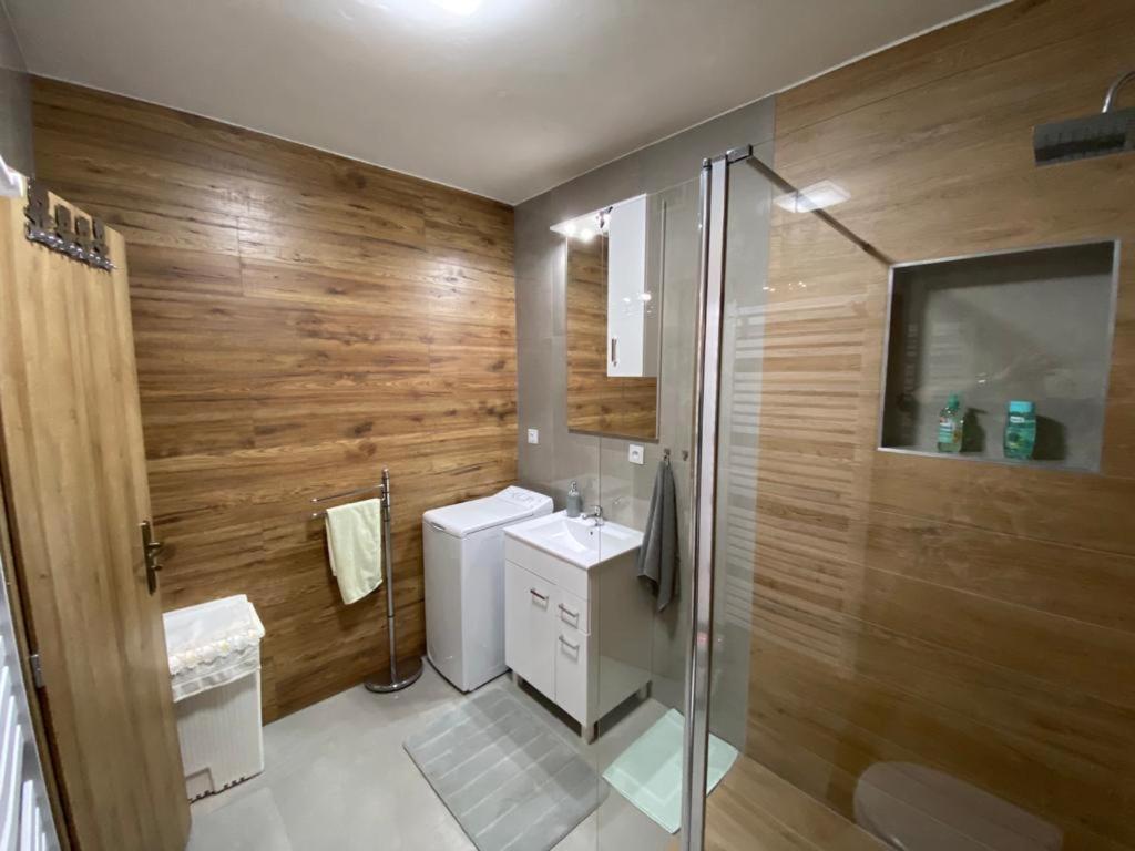 Lovely & Luxury Apartment Бела Экстерьер фото